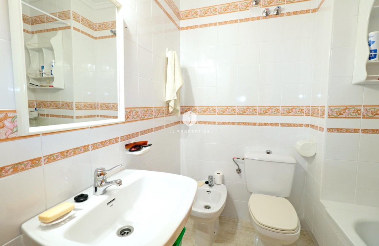 Resale - Apartment / flat -
Torrevieja - Acequion