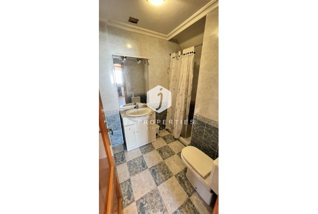 Aus zweiter Hand - Villa -
Torrevieja - aguas nuevas