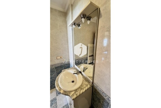 Aus zweiter Hand - Villa -
Torrevieja - aguas nuevas