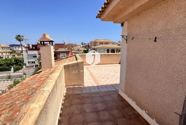 Aus zweiter Hand - Villa -
Torrevieja - aguas nuevas