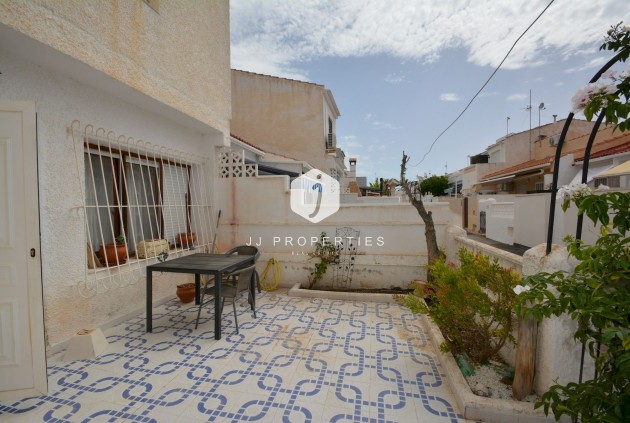 D'occasion - Chalet -
Torrevieja - Costa Blanca