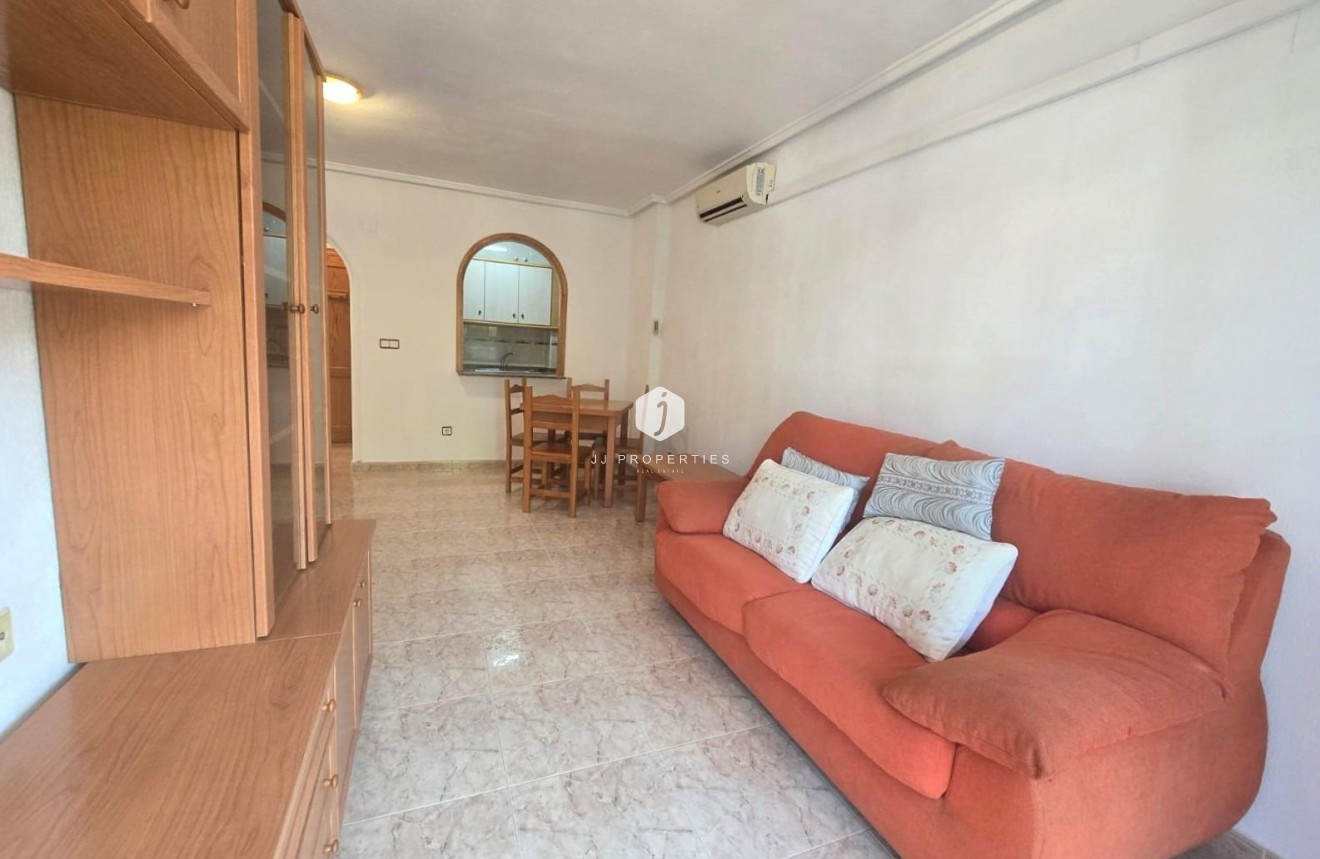 Aus zweiter Hand - Wohnung -
Torrevieja - Habaneras