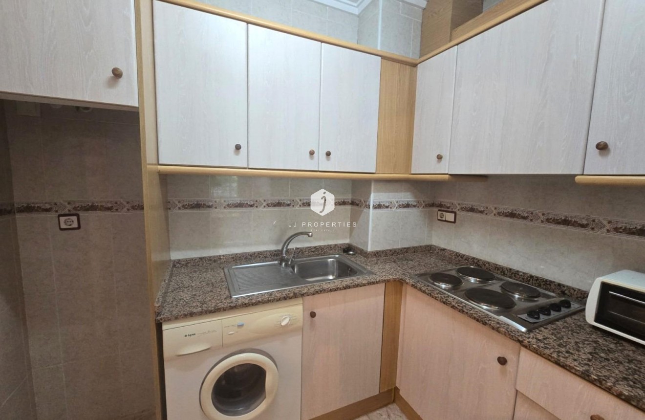 Aus zweiter Hand - Wohnung -
Torrevieja - Habaneras