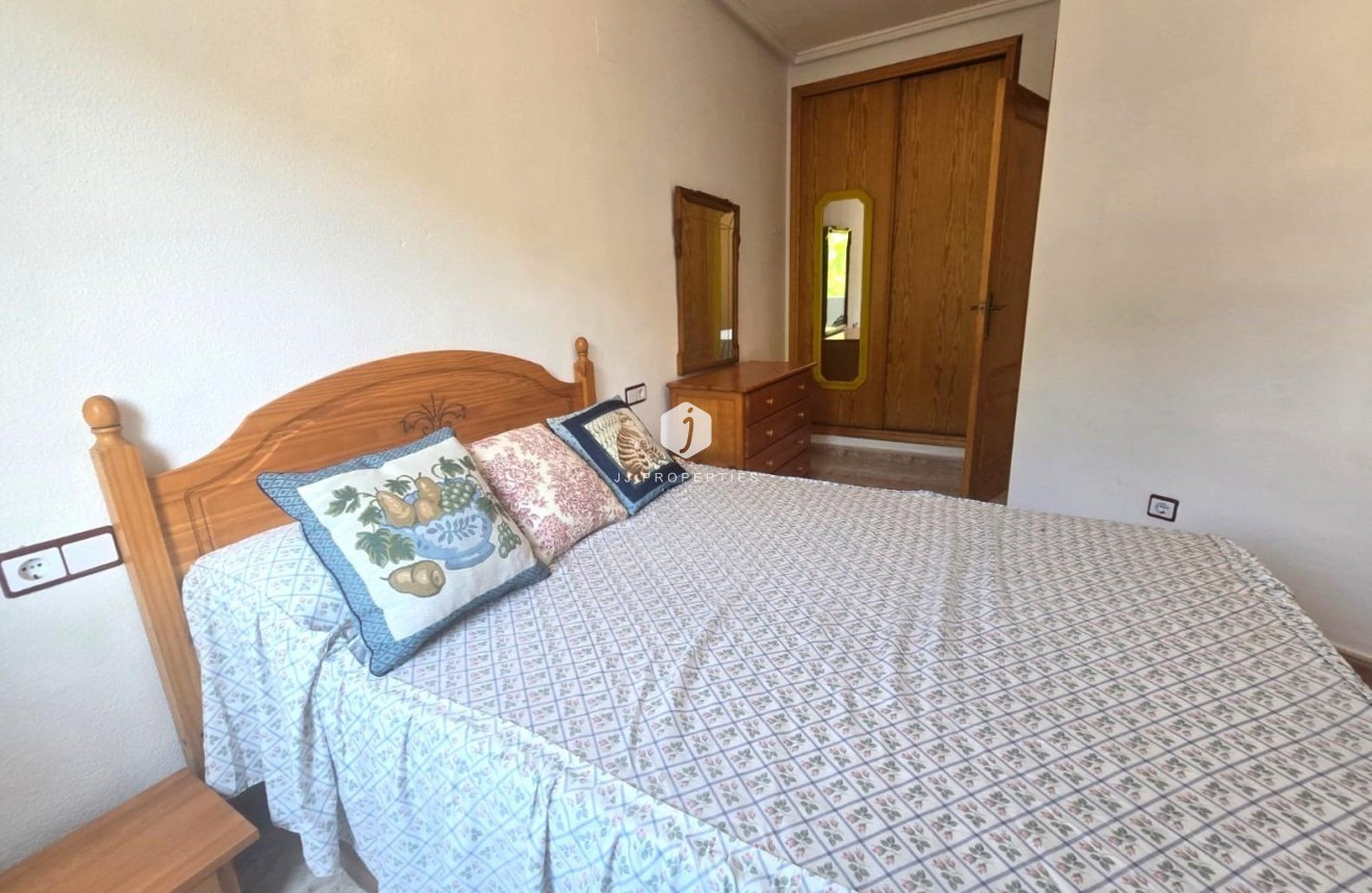 Aus zweiter Hand - Wohnung -
Torrevieja - Habaneras