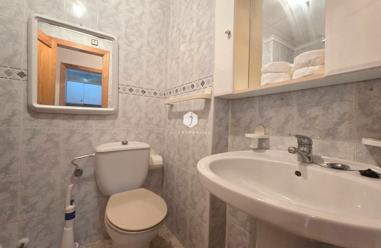 Aus zweiter Hand - Wohnung -
Torrevieja - Habaneras