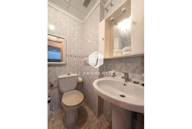 Aus zweiter Hand - Wohnung -
Torrevieja - Habaneras