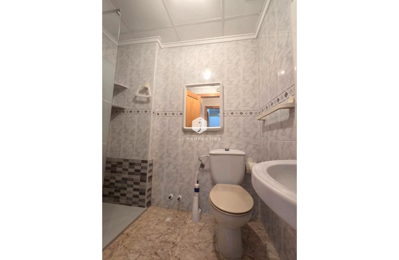 Aus zweiter Hand - Wohnung -
Torrevieja - Habaneras