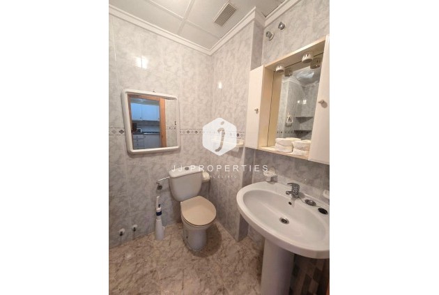 Aus zweiter Hand - Wohnung -
Torrevieja - Habaneras