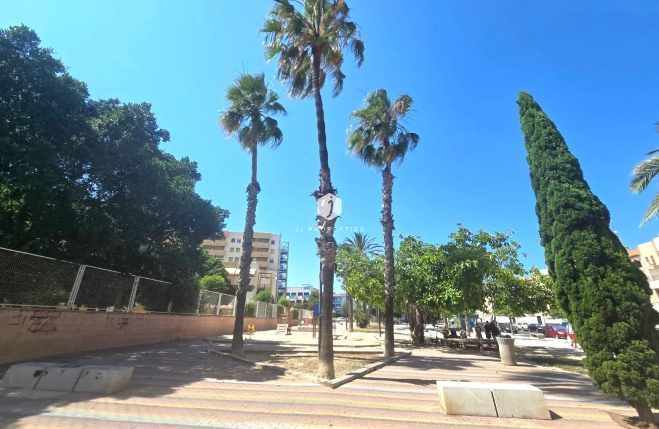Aus zweiter Hand - Wohnung -
Torrevieja - Habaneras