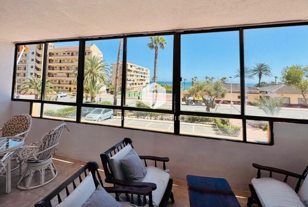Resale - Apartment / flat -
Torrevieja - Cabo cervera