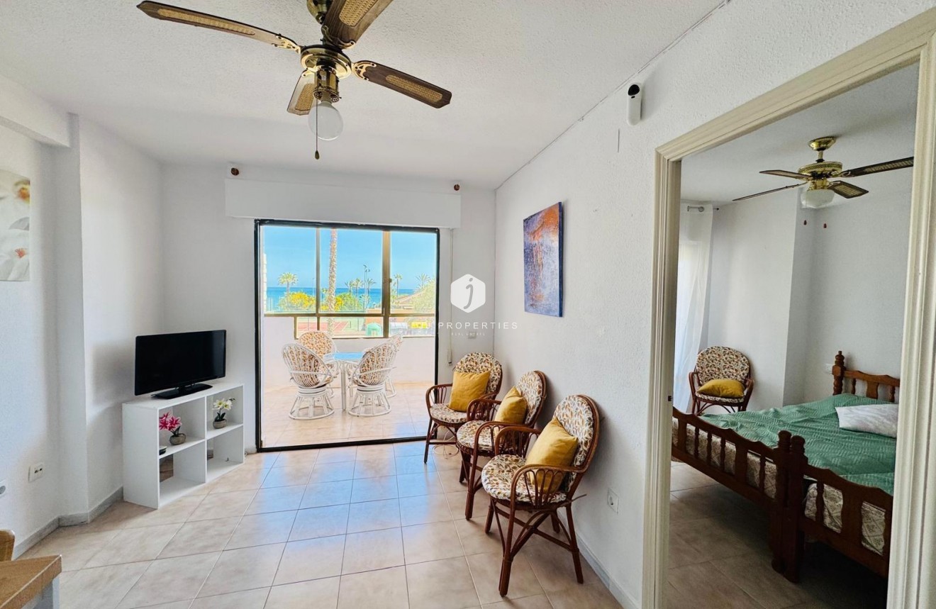 Aus zweiter Hand - Wohnung -
Torrevieja - Cabo cervera
