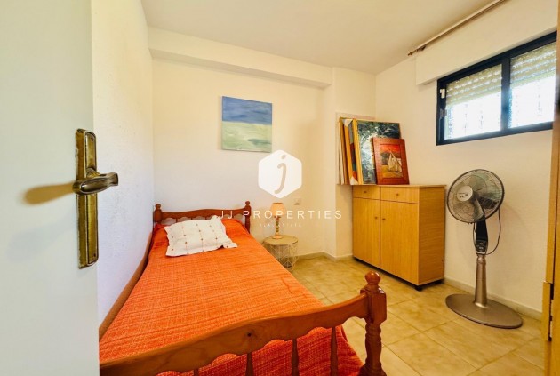 Resale - Apartment / flat -
Torrevieja - Cabo cervera
