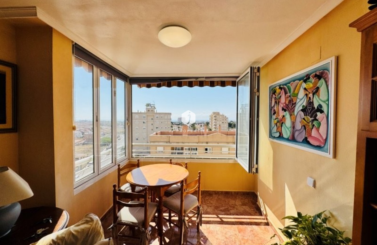Resale - Apartment / flat -
Torrevieja - Costa Blanca