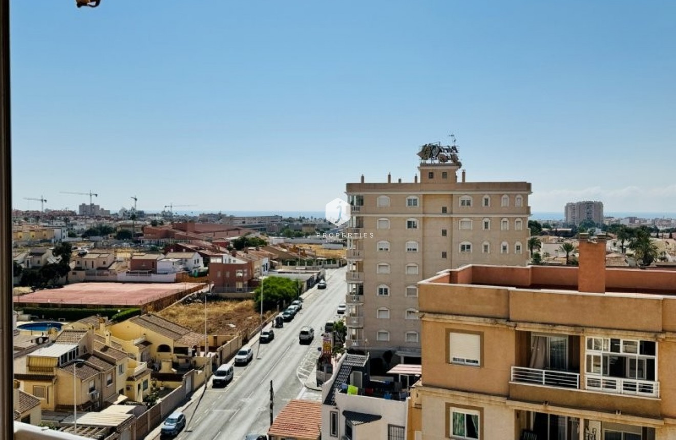 Resale - Apartment / flat -
Torrevieja - Costa Blanca