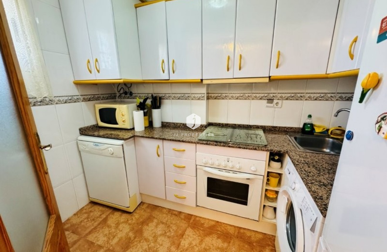 Resale - Apartment / flat -
Torrevieja - Costa Blanca