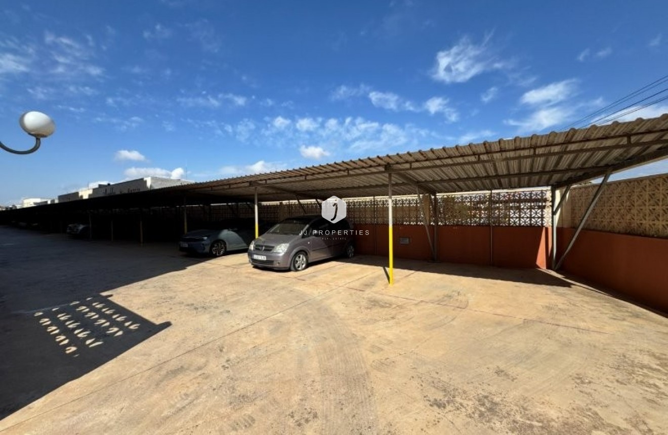Resale - Apartment / flat -
Torrevieja - Costa Blanca