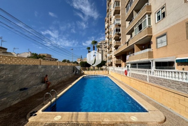 Tweedehands - Appartement / flat -
Torrevieja - Costa Blanca