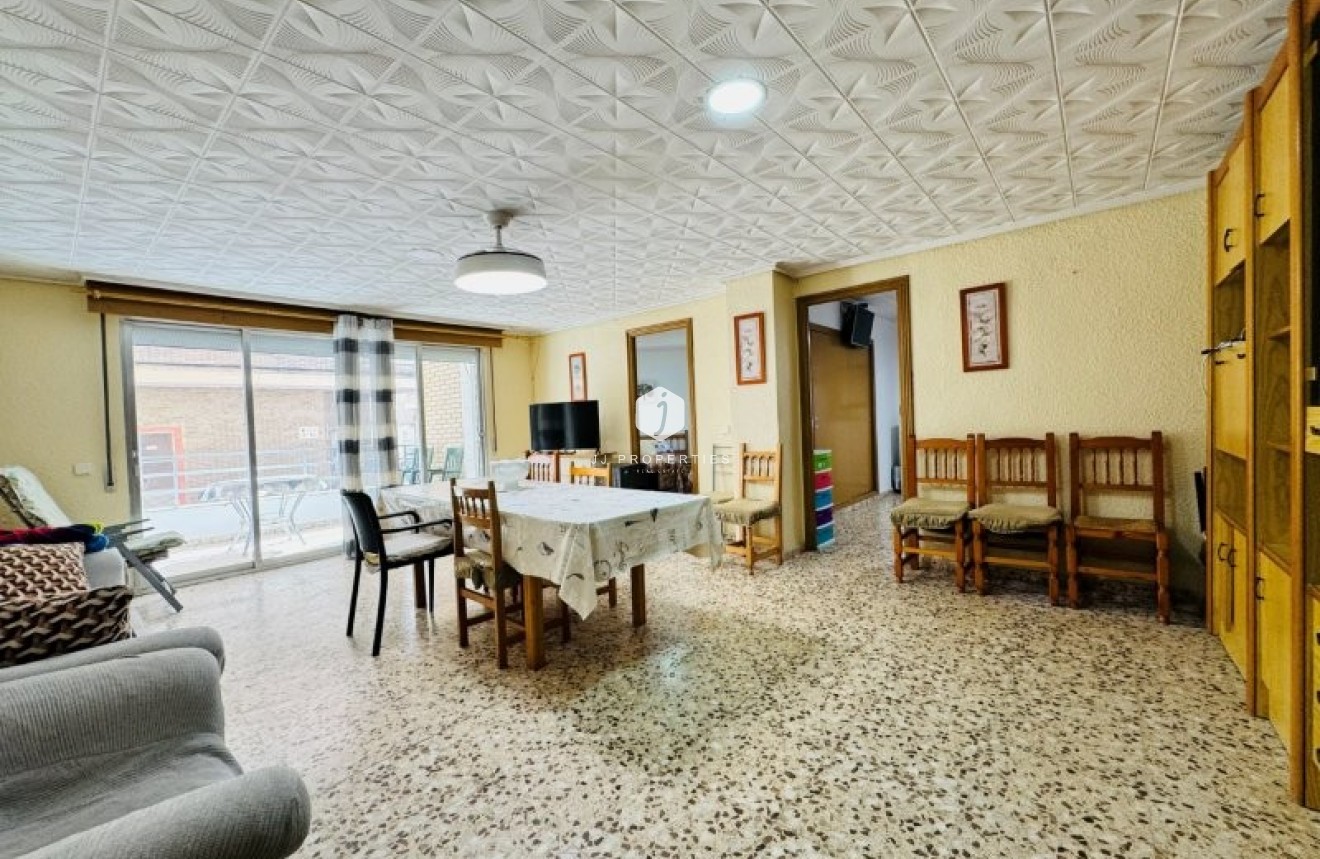 Resale - Apartment / flat -
La Mata - Costa Blanca