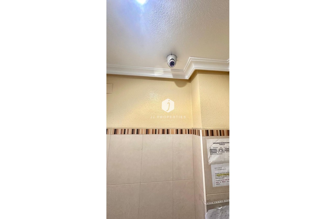 D'occasion - Appartement -
Torrevieja - Centro