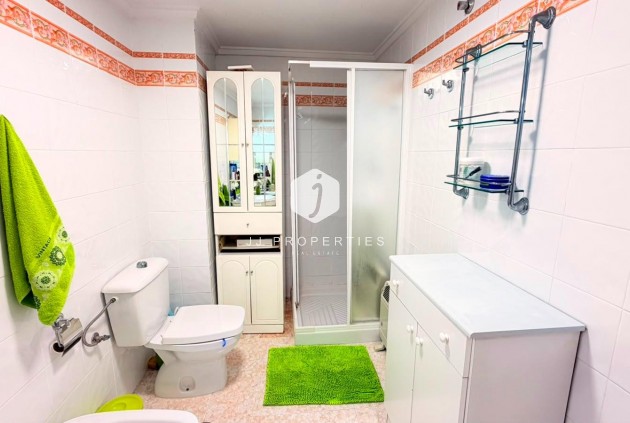 Resale - Apartment / flat -
Torrevieja - Playa del Cura