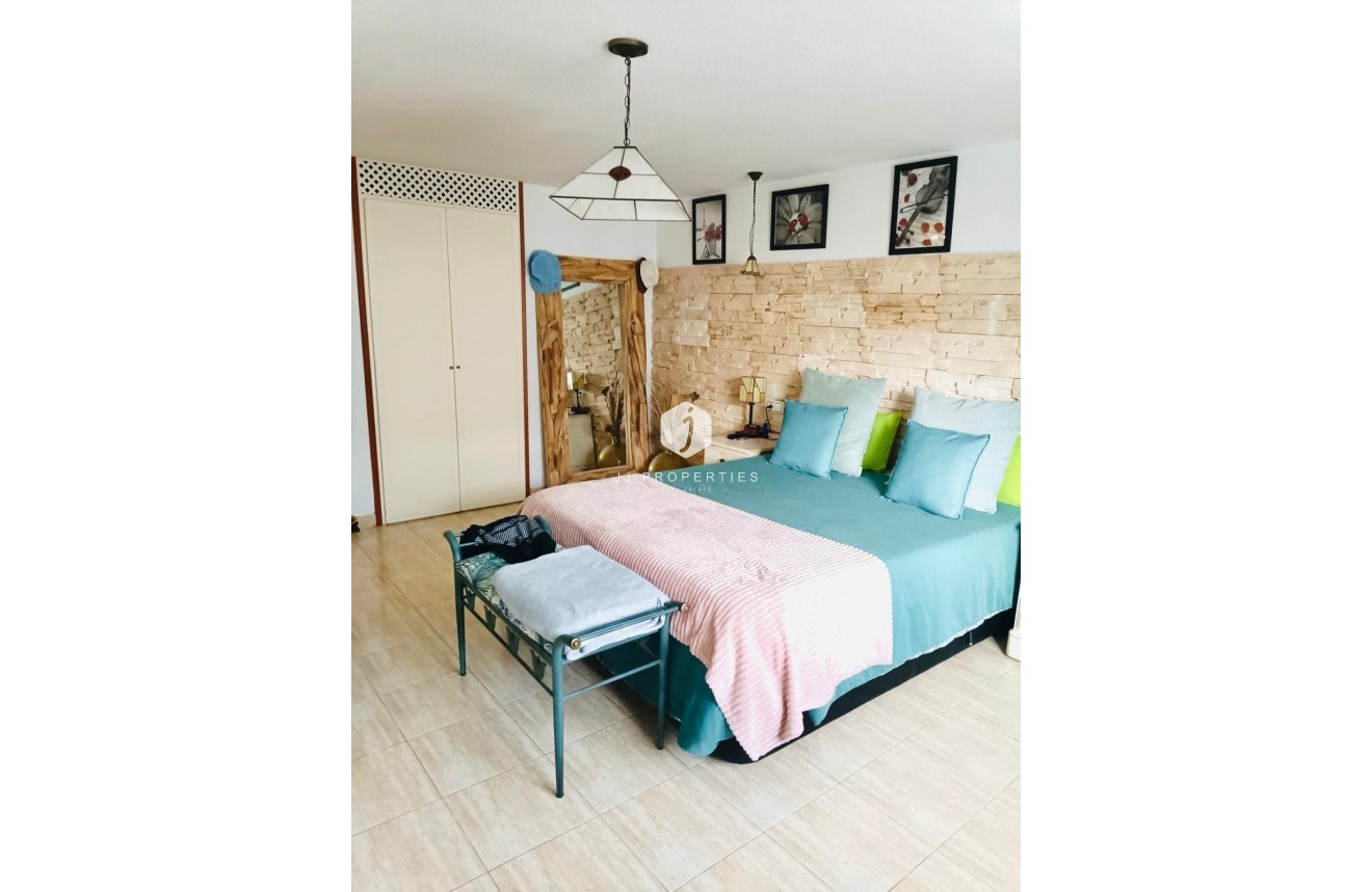 Resale - Duplex -
Torrevieja - Acequion