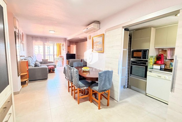 Tweedehands - Appartement / flat -
Torrevieja - Playa de los Naufragos
