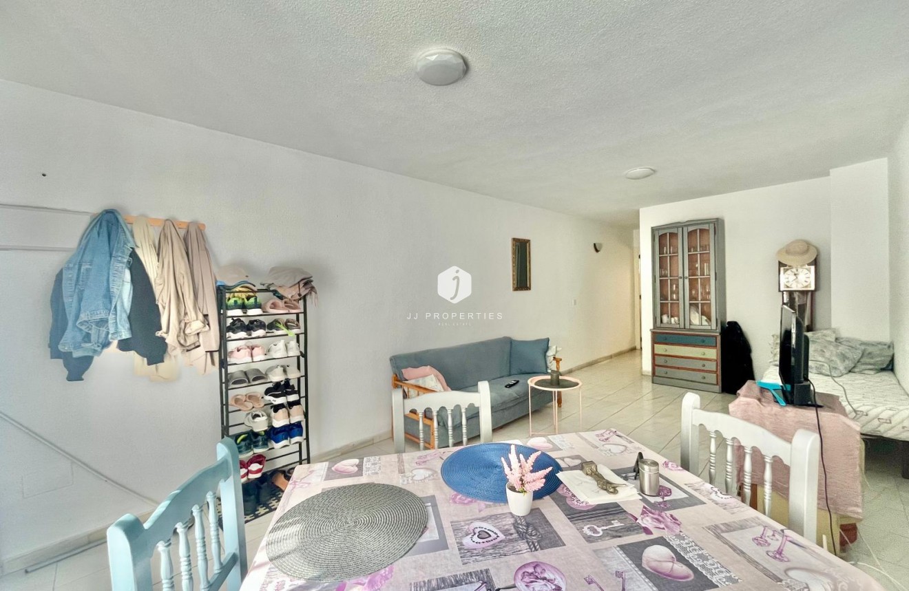 Aus zweiter Hand - Wohnung -
Torrevieja - Playa de los Locos