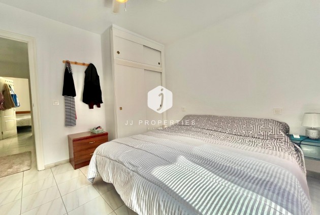 Aus zweiter Hand - Wohnung -
Torrevieja - Playa de los Locos