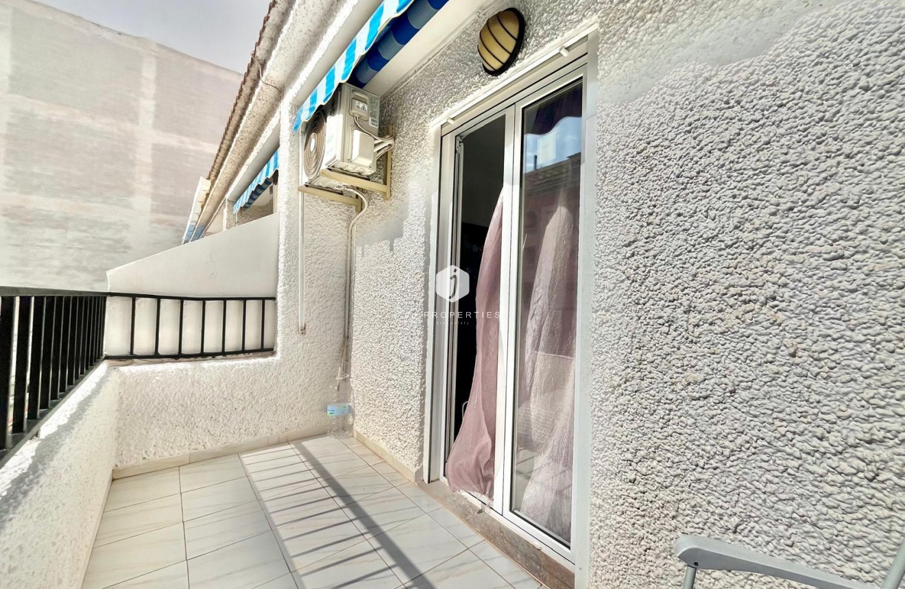 Aus zweiter Hand - Wohnung -
Torrevieja - Playa de los Locos