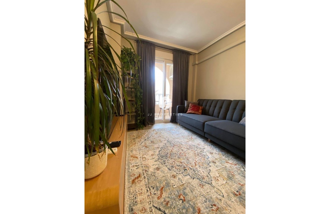 Tweedehands - Appartement / flat -
Torrevieja - Playa del Cura