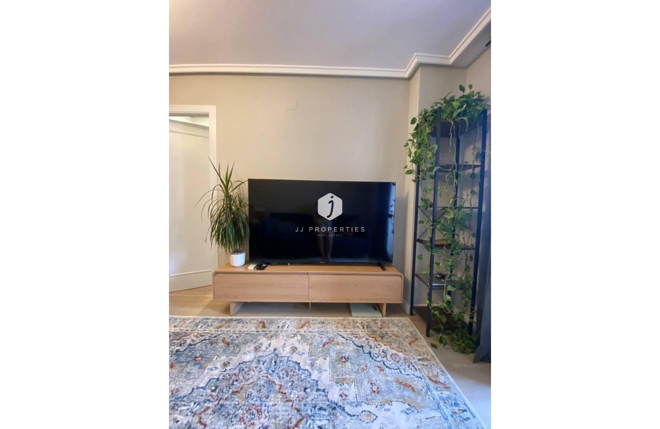Tweedehands - Appartement / flat -
Torrevieja - Playa del Cura