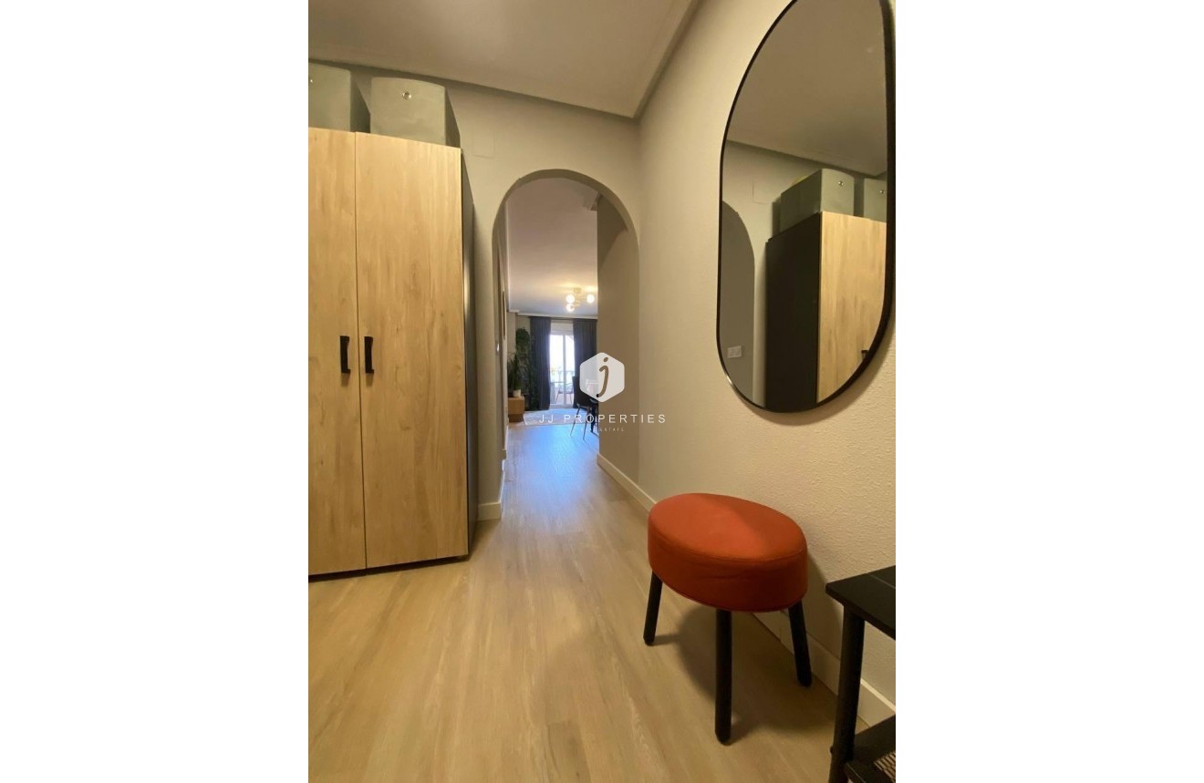 Tweedehands - Appartement / flat -
Torrevieja - Playa del Cura