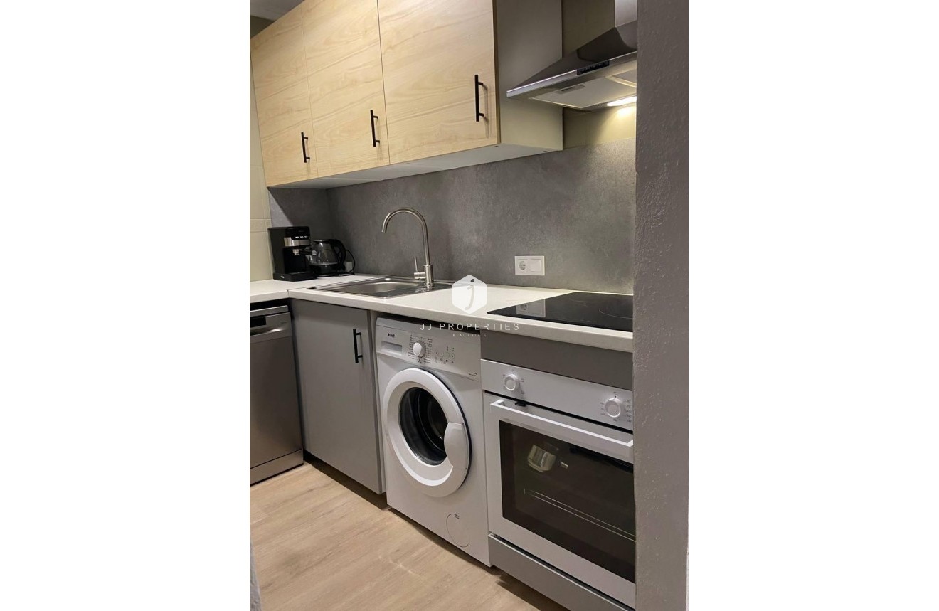 Tweedehands - Appartement / flat -
Torrevieja - Playa del Cura