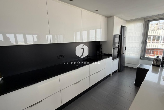 Tweedehands - Appartement / flat -
Torrevieja - Acequion