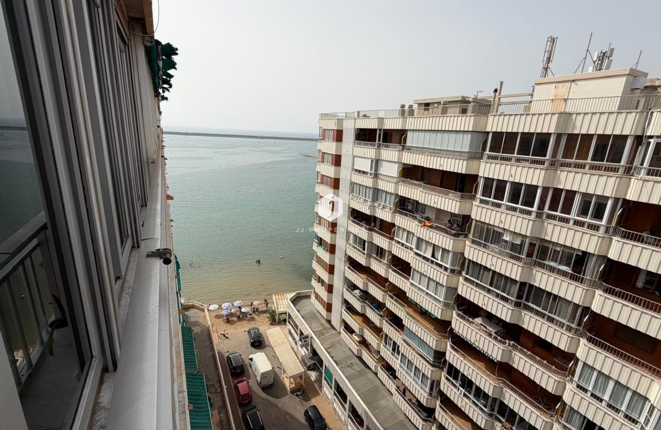Aus zweiter Hand - Wohnung -
Torrevieja - Acequion