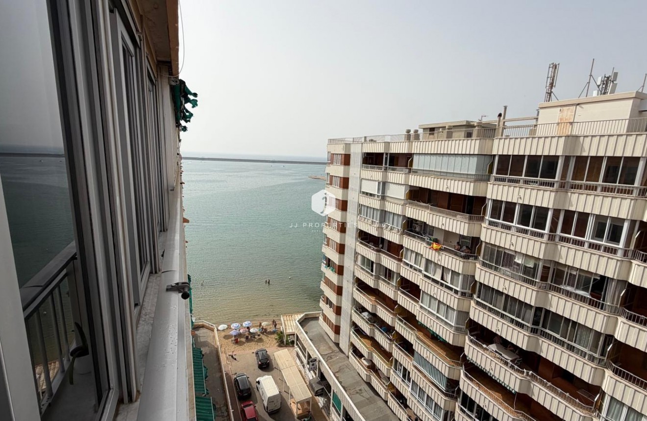 Aus zweiter Hand - Wohnung -
Torrevieja - Acequion