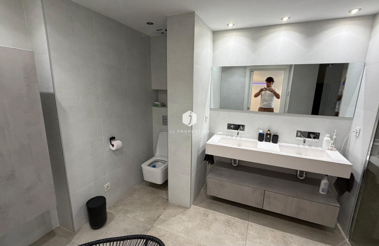 Aus zweiter Hand - Wohnung -
Torrevieja - Acequion