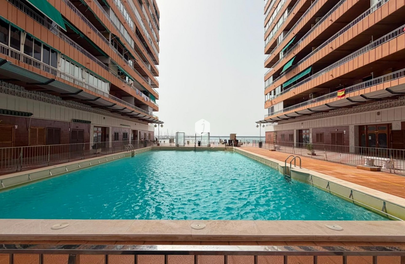 Aus zweiter Hand - Wohnung -
Torrevieja - Acequion