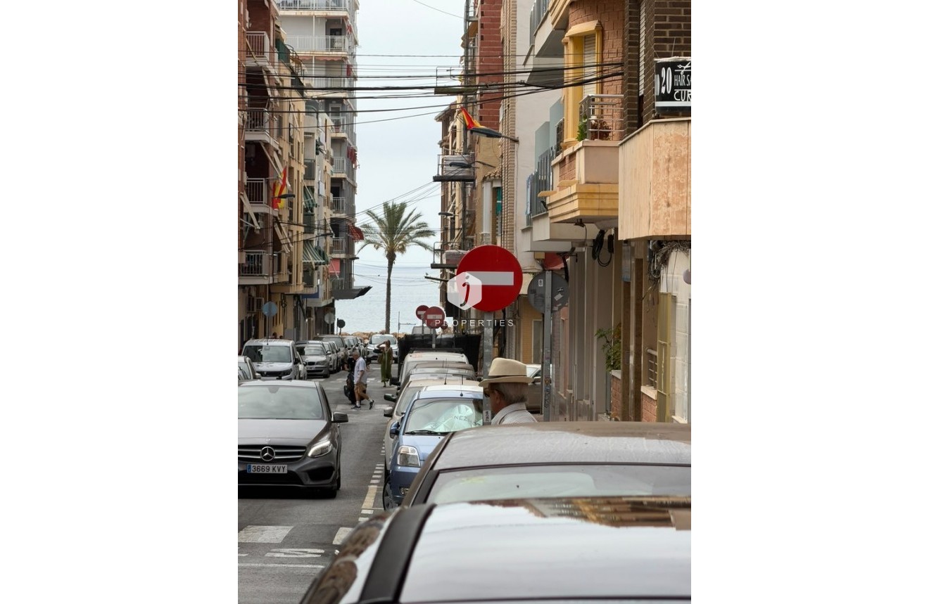 D'occasion - Appartement -
Torrevieja - Costa Blanca