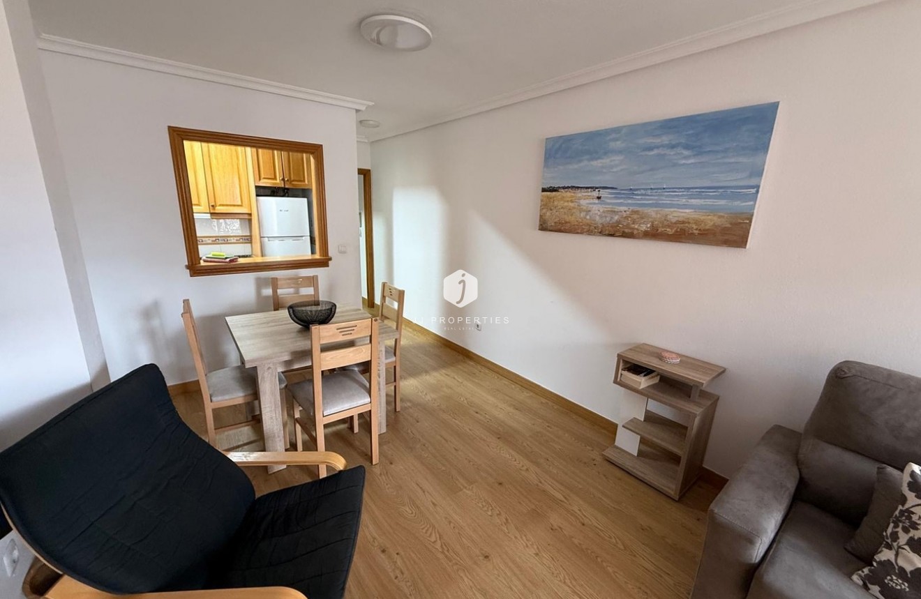 D'occasion - Appartement -
Torrevieja - Costa Blanca