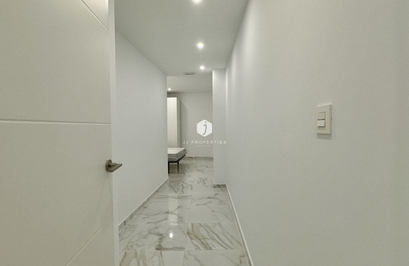 Segunda mano - Apartamento / piso -
Torrevieja - Costa Blanca