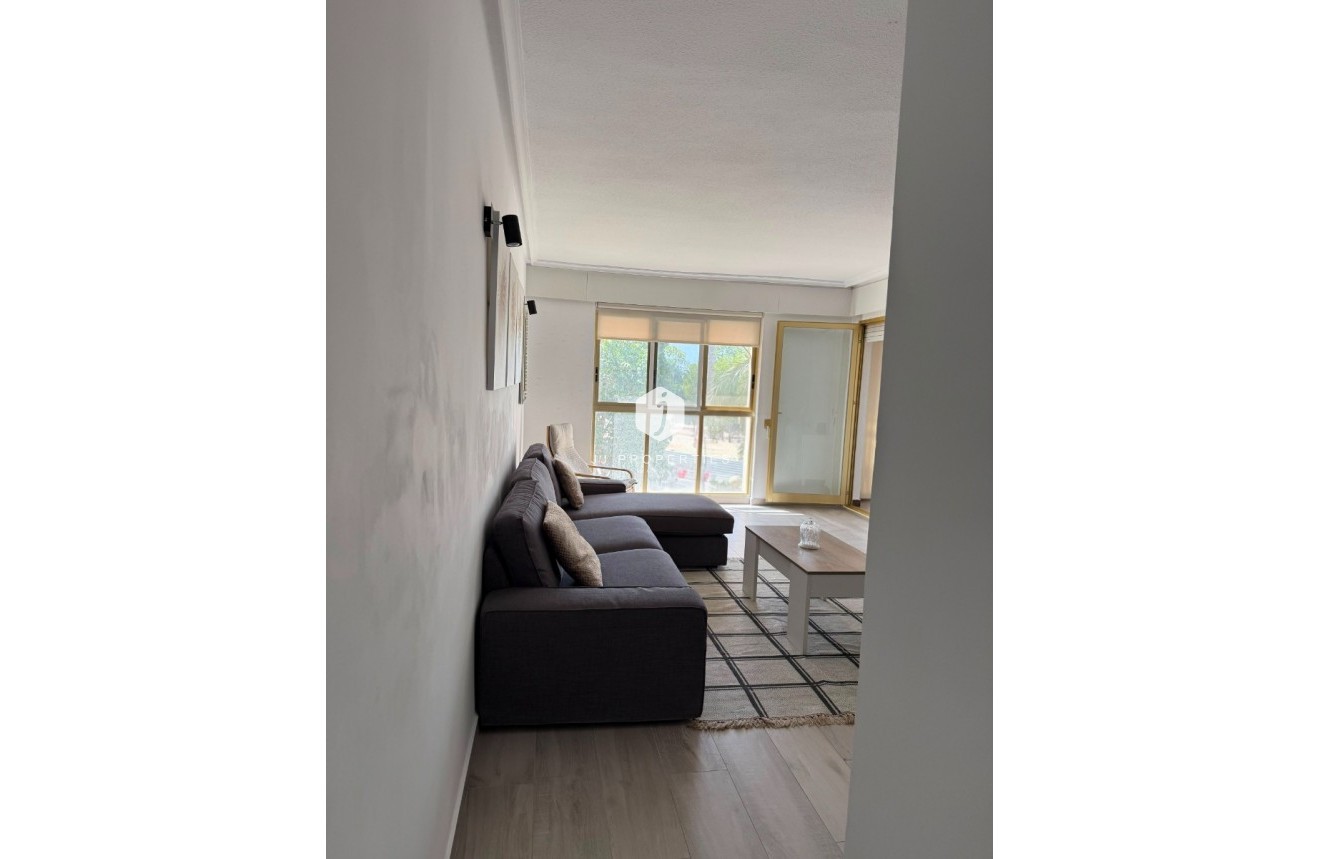 D'occasion - Appartement -
Torrevieja - Costa Blanca