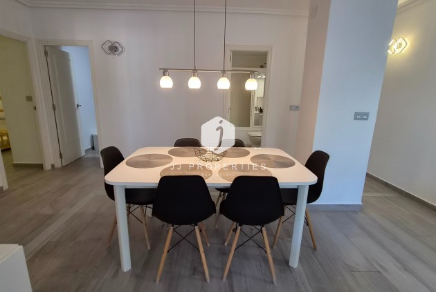 Tweedehands - Appartement / flat -
Torrevieja - Costa Blanca