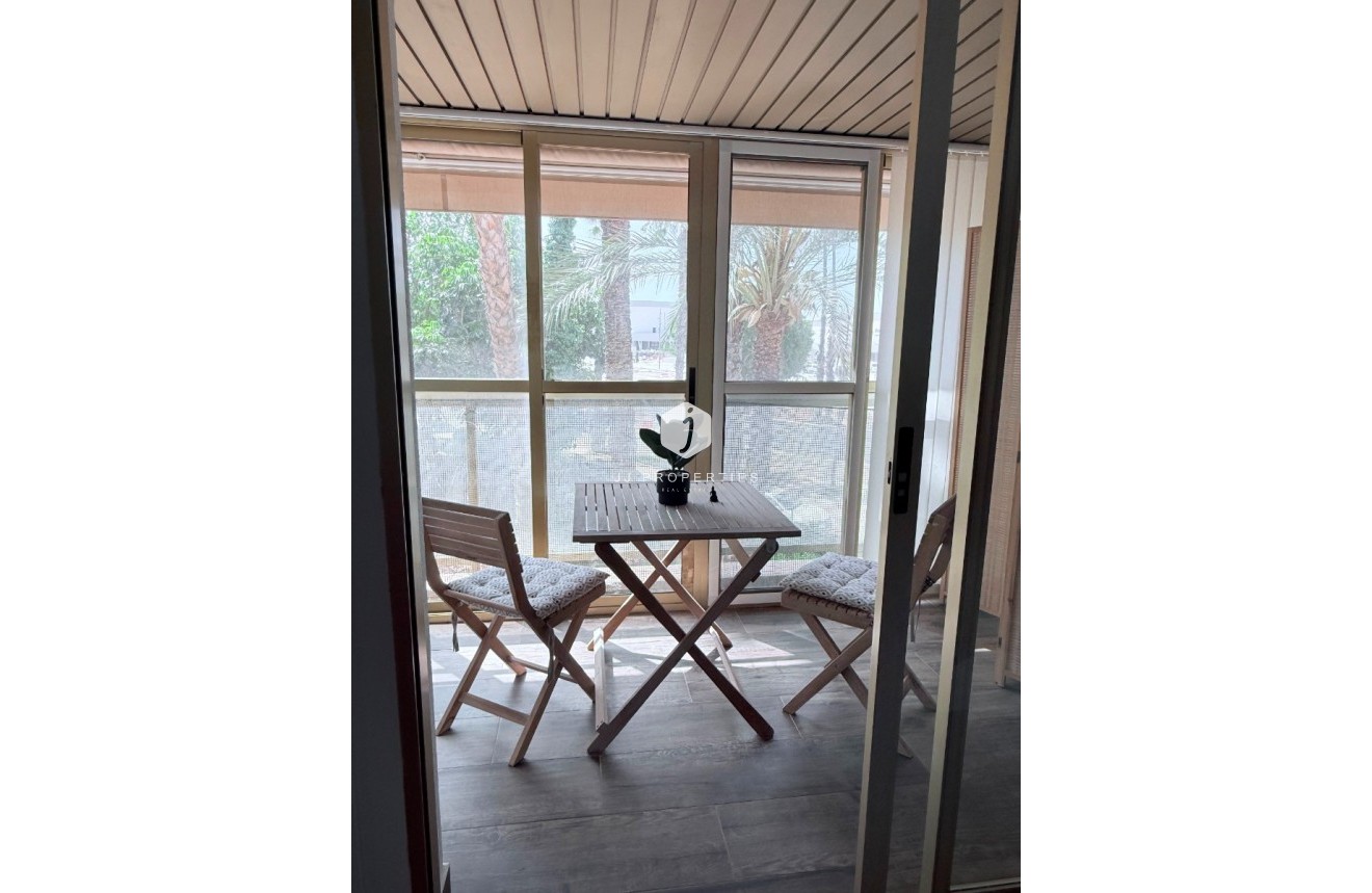 D'occasion - Appartement -
Torrevieja - Costa Blanca