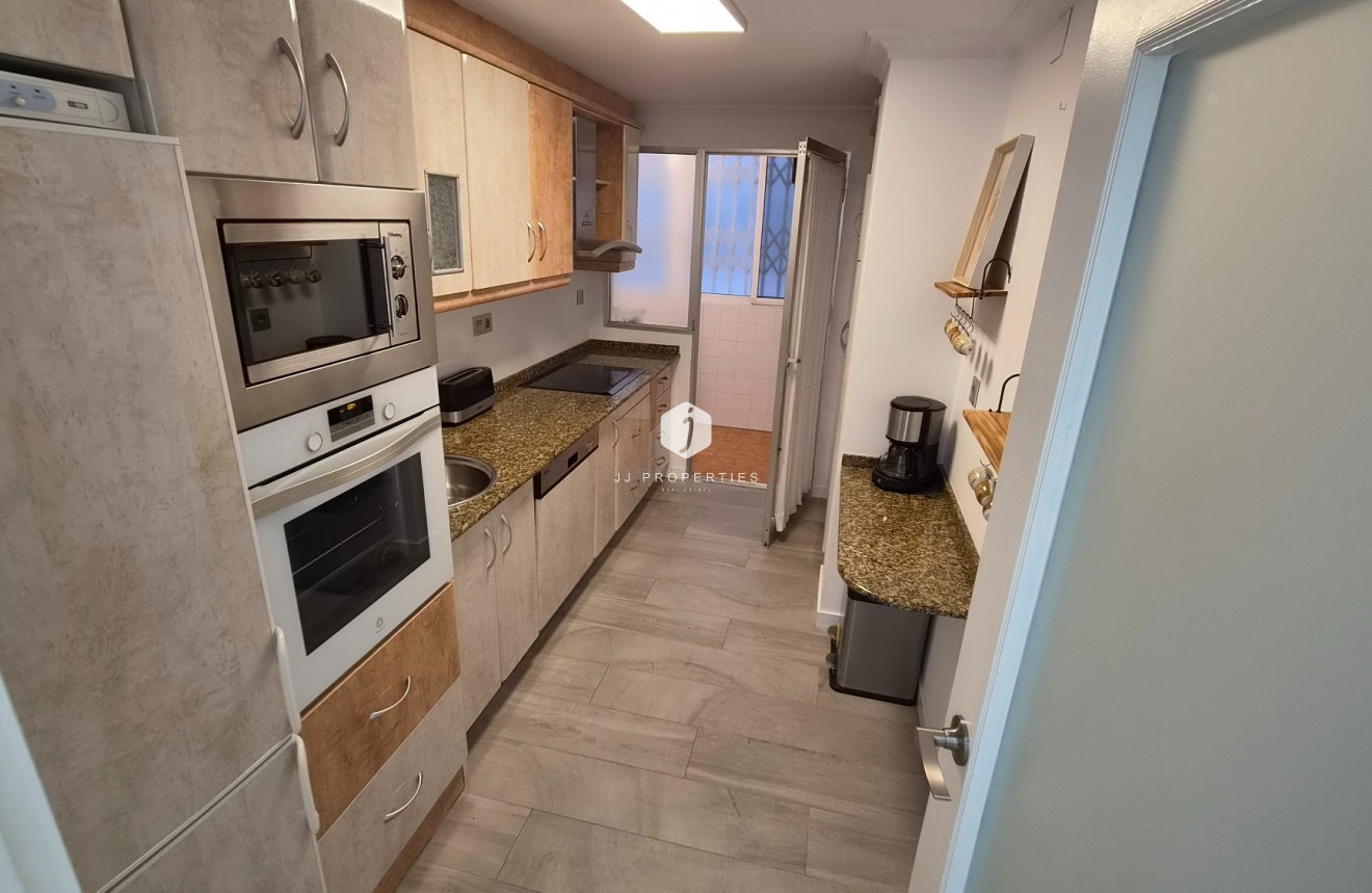 D'occasion - Appartement -
Torrevieja - Costa Blanca