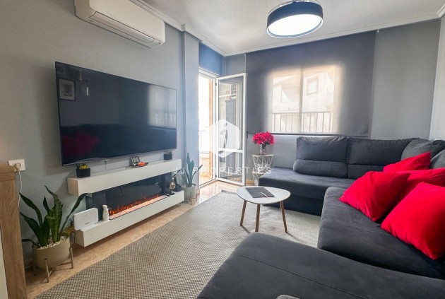 Tweedehands - Appartement / flat -
Torrevieja - Costa Blanca
