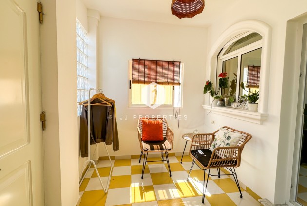 Aus zweiter Hand - Villa -
Torrevieja - Costa Blanca
