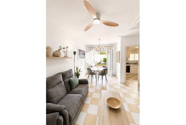 Aus zweiter Hand - Villa -
Torrevieja - Costa Blanca
