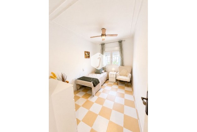 Aus zweiter Hand - Villa -
Torrevieja - Costa Blanca