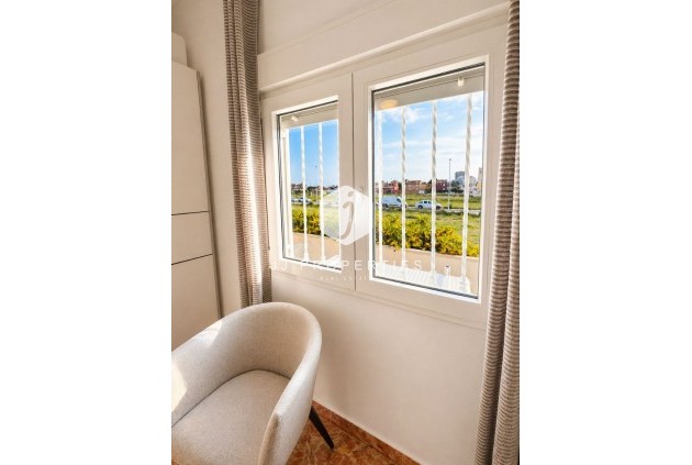 Aus zweiter Hand - Villa -
Torrevieja - Costa Blanca